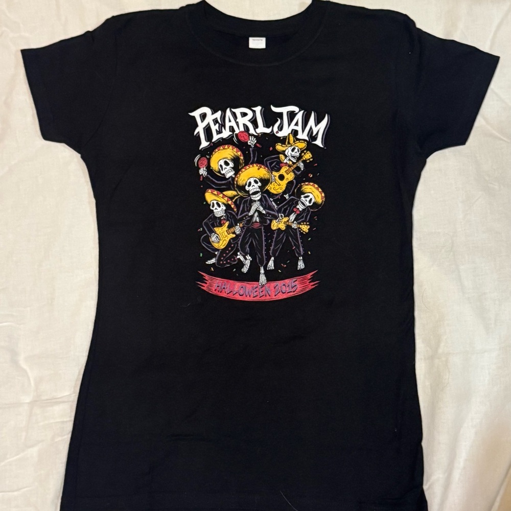 Pearl Jam Women’s S Halloween Shirt